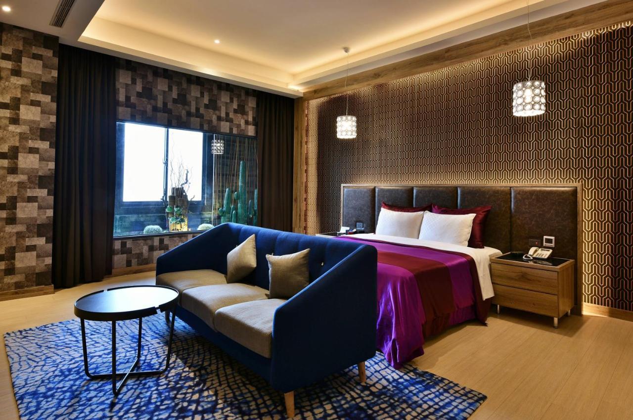 Venice Motel Тайджун Екстериор снимка