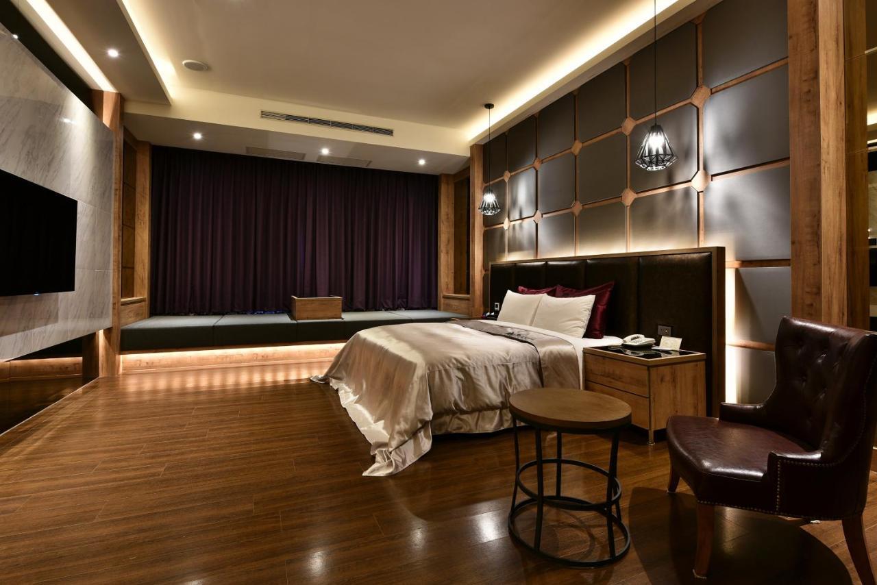 Venice Motel Тайджун Екстериор снимка
