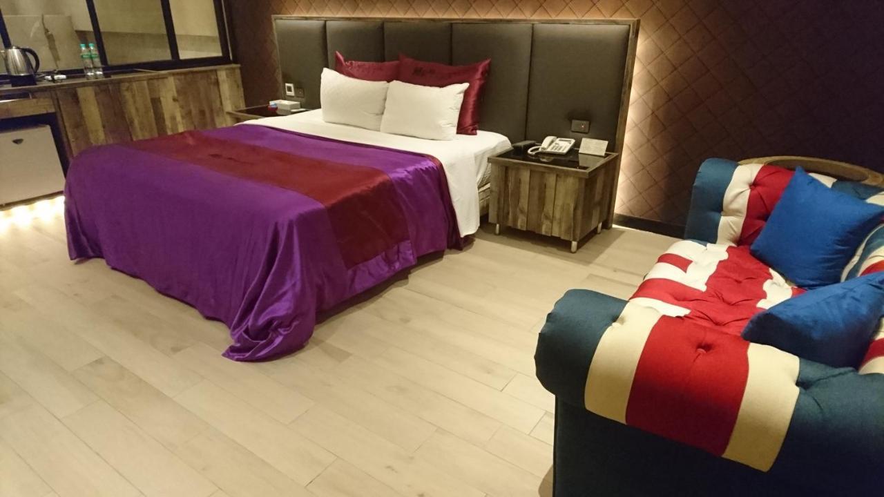 Venice Motel Тайджун Екстериор снимка