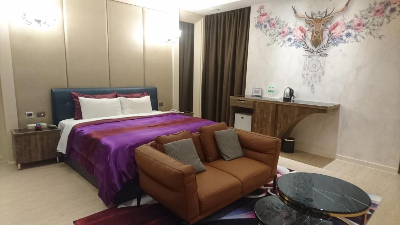 Venice Motel Тайджун Екстериор снимка